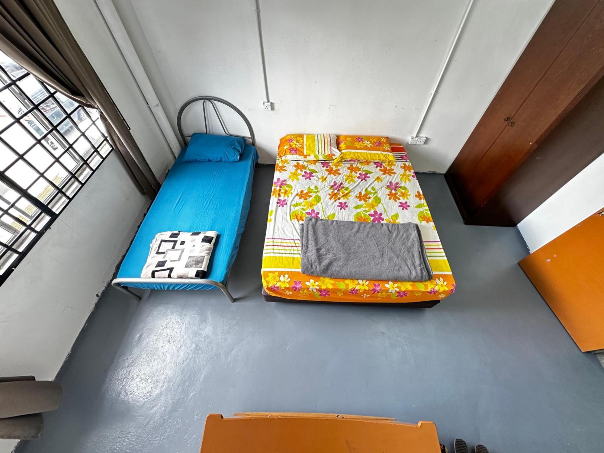 Jiaxin Dormitory - Puteri Wangsa 家馨旅舍 Ulu Tiram Ngoại thất bức ảnh