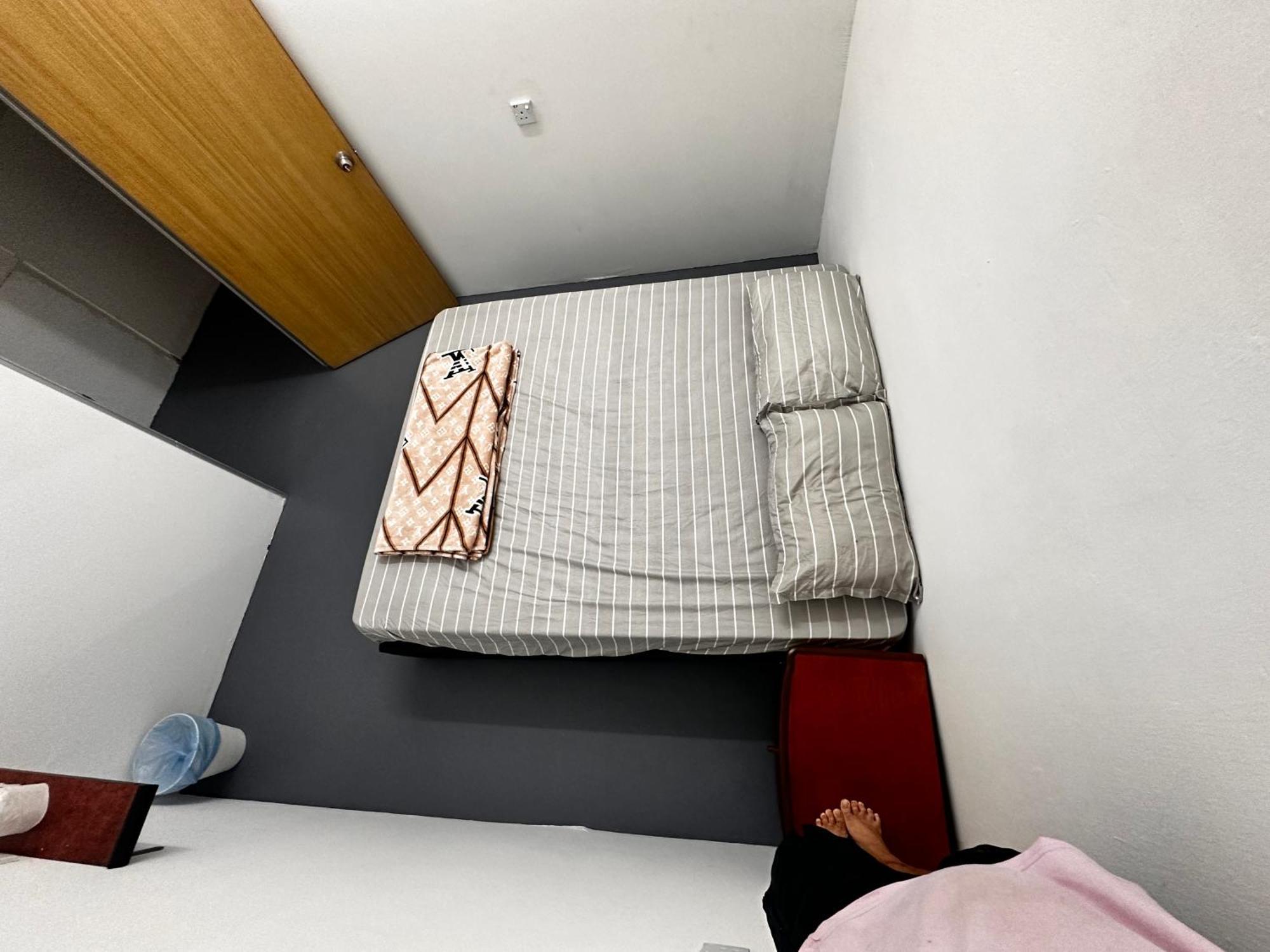 Jiaxin Dormitory - Puteri Wangsa 家馨旅舍 Ulu Tiram Ngoại thất bức ảnh