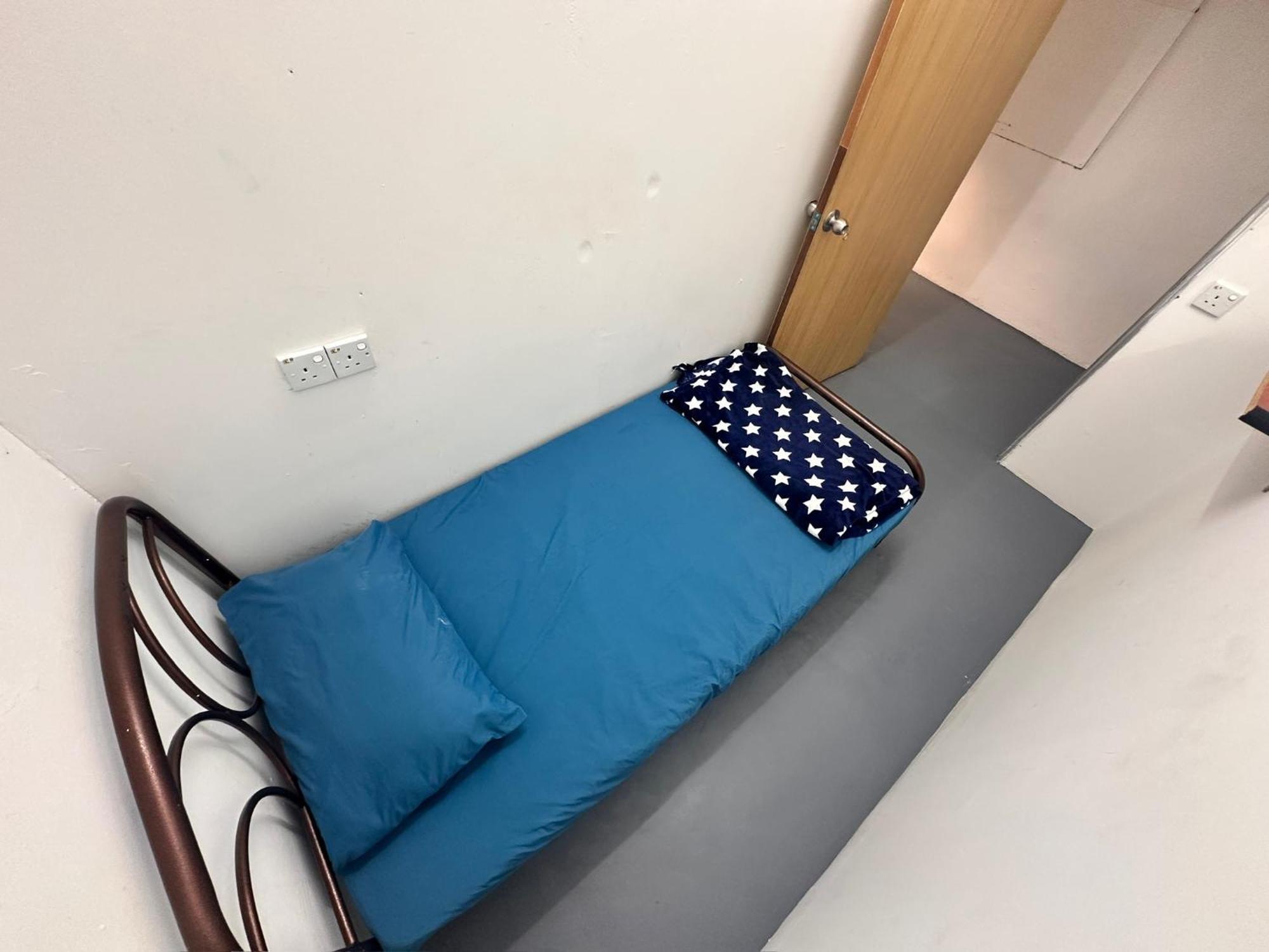 Jiaxin Dormitory - Puteri Wangsa 家馨旅舍 Ulu Tiram Ngoại thất bức ảnh